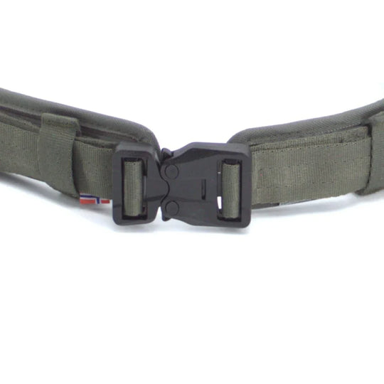 Olive green tactical belt with black plastic buckle, ideal for military or outdoor use.
