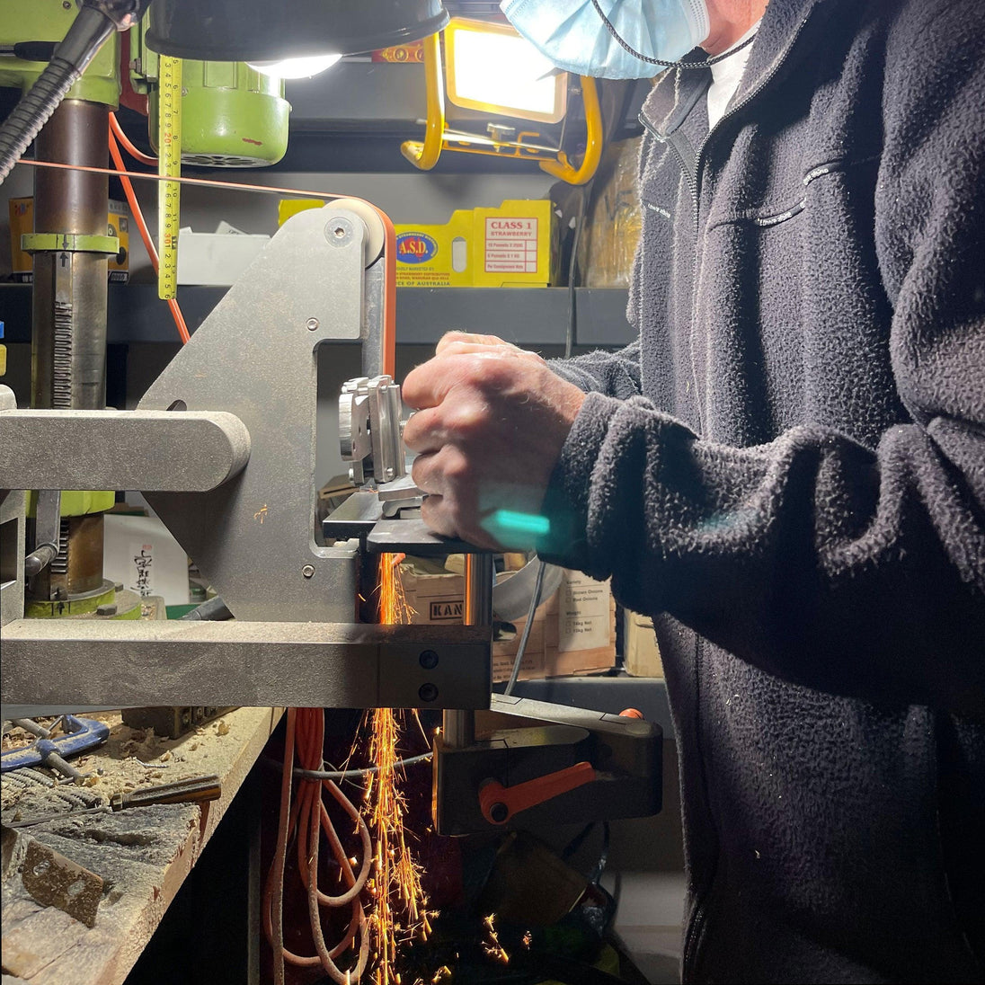 Puukonteroitus Jigi - Derraco Knife Jig - TSR Sporting