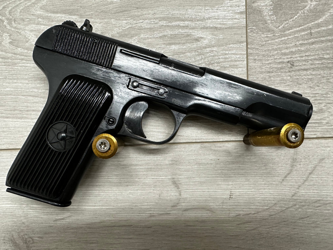 Sotilaspistooli Tokarev - TSR Sporting