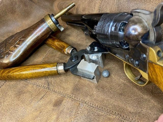 Mustaruutirevolveri Colt M1860 - TSR Sporting