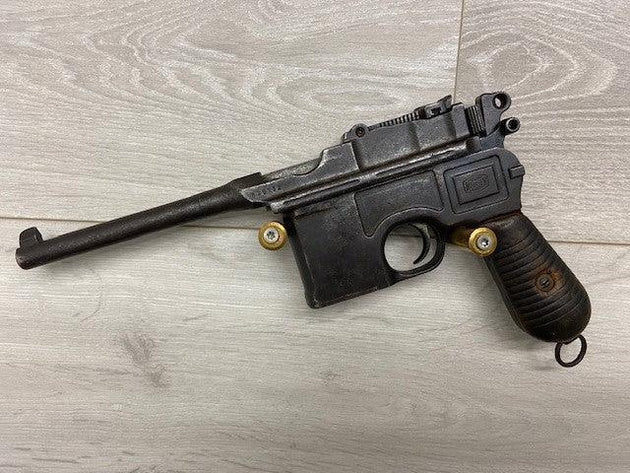 Sotilaspistooli "Ukko mauser" 7.63 - TSR Sporting